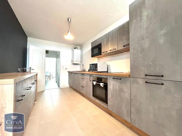 Appartement à louer 4 pièces 82.95m²