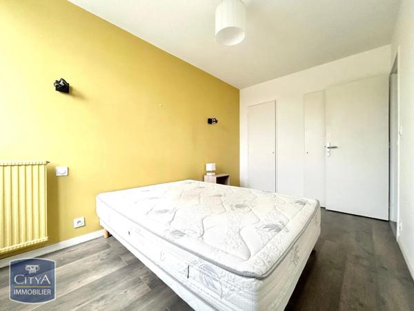 Appartement à louer 4 pièces 82.95m²