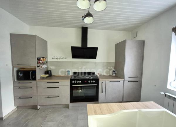 Maison à vendre 6 pièces CHAUSSIN (39)