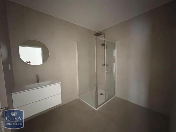 Appartement à louer 3 pièces 61.2m² Nice (06000)