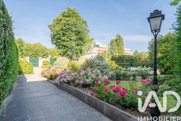 Appartement à vendre 5 pièces 110,25 m² Versailles