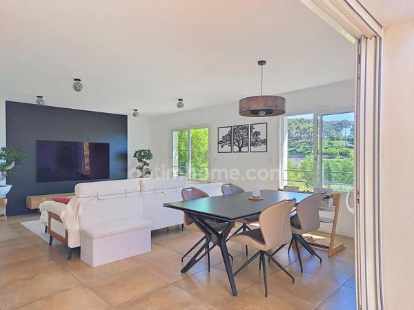 VILLA CONTEMPORAINE T5 OLLIOULES (83)
