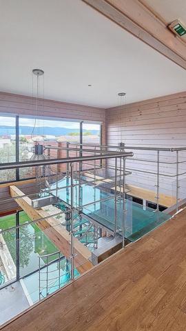 Bureaux spacieux avec deux terrasses idéalement situés