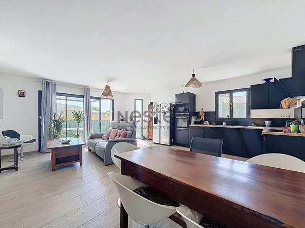 Maison neuve 5 pièces à vendre à Camaret sur Aigues - 335 000 €