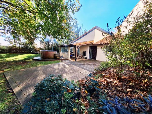 Sèvres-Anxaumont (86800) Maison d’architecte – 4 ch + 1 à aménager – Terrain 3 000 m² – Calme absolu – Sèvres-Anxaumont