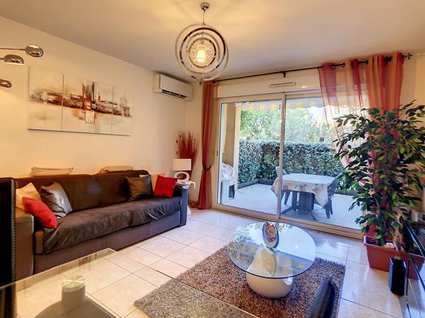 LE GRAND PARC Appartement Saint Aygulf centre ville parking piscine