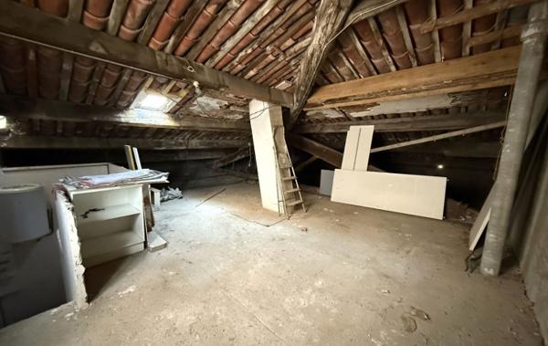 Vente Immeuble 2 appartements !! Narbonne   