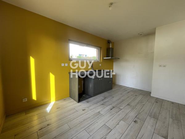 MAISON À VENDRE DE 7 PIÈCES DE 136,00 M²