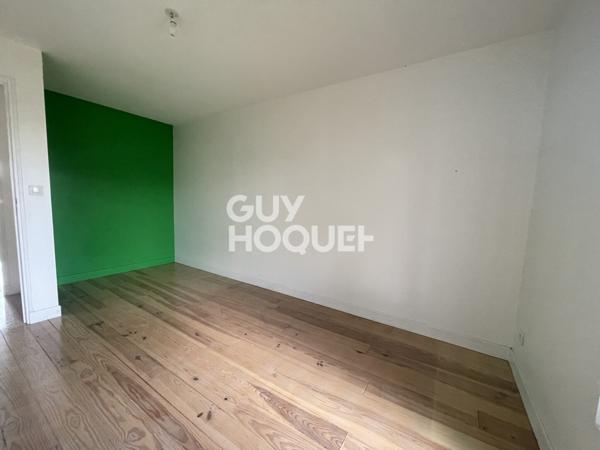MAISON À VENDRE DE 7 PIÈCES DE 136,00 M²