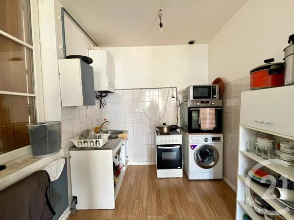 Appartement F3 à vendre  3 pièces - 50 m 2   ST ETIENNE  - 42