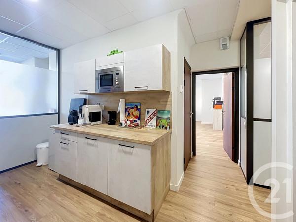 Immeuble à vendre  358 m 2   MONISTROL SUR LOIRE  - 43