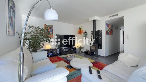 Maison 4 pièces - 97 m² Exclusivité efficity