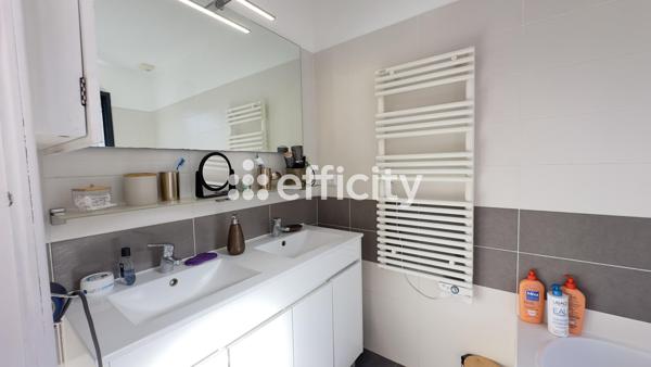 Maison 4 pièces - 97 m² Exclusivité efficity