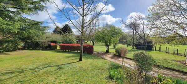 Maison individuelle à vendre à Savigné-l'Évêque dans la Sarthe (72460), ref : 13808/581