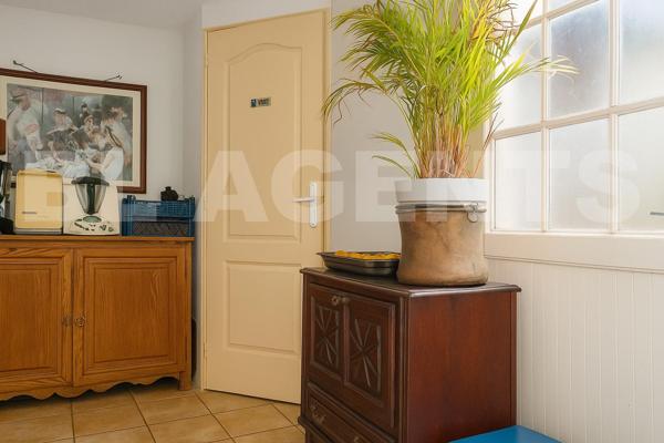 Maison d'habitation 5 chambres + local commercial sur parcelle constructible - Idéal promoteurs immo