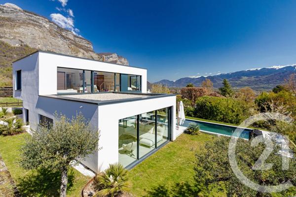 Maison à vendre  6 pièces - 220 m 2   SEYSSINET PARISET  - 38