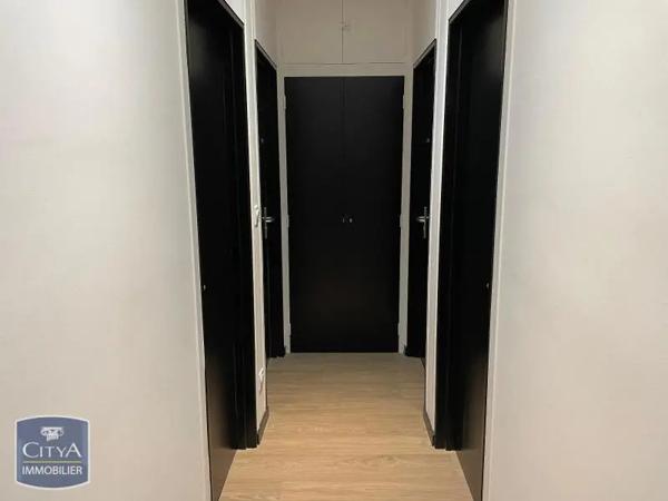 Appartement à louer 2 pièces 13.7m²