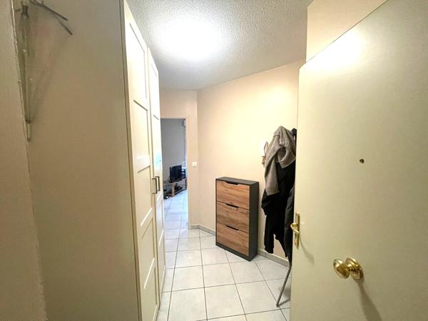 Investissement locatif : Studio de 29,50 m² à Pont-de-Chéruy