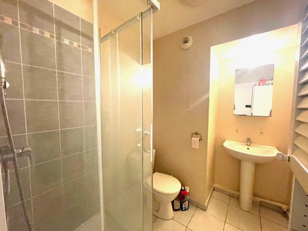 Investissement locatif : Studio de 29,50 m² à Pont-de-Chéruy