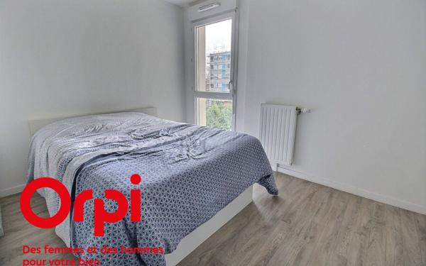 Appartement à vendre    3 pièces • 58 m2 Trappes