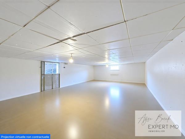 Chanas (38150) Chanas (38150) : Maison de plain-pied – 4 chambres – 128 m² + garages et espace de stockage