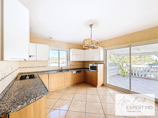 Chanas (38150) Chanas (38150) : Maison de plain-pied – 4 chambres – 128 m² + garages et espace de stockage