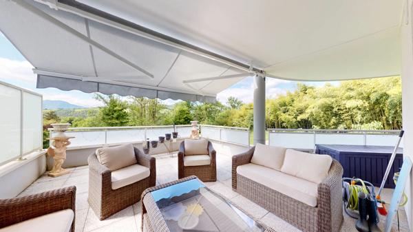 Appartement 3 pièces de 69m2 avec terrasse de 62m2 - SAINT MARTIN D'URIAGE