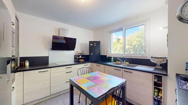 Appartement 3 pièces de 69m2 avec terrasse de 62m2 - SAINT MARTIN D'URIAGE