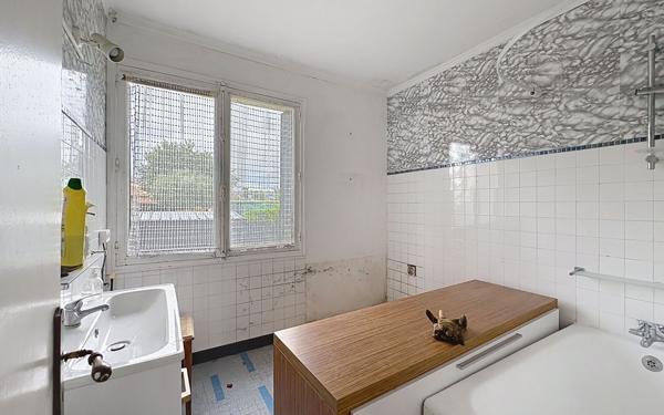 Maison à vendre    4 pièces •  Nousty