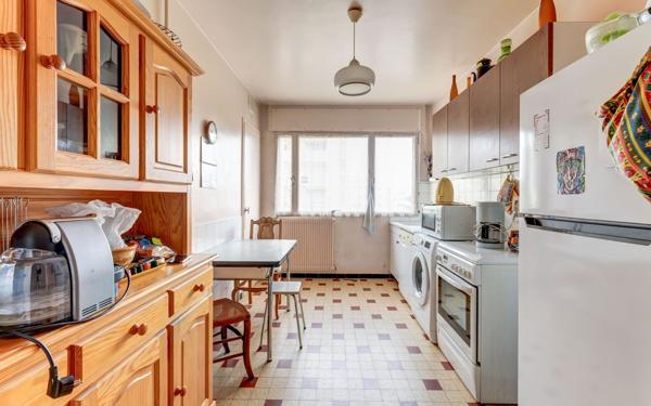 Appartement à vendre    5 pièces • 121 m2 Lyon 8