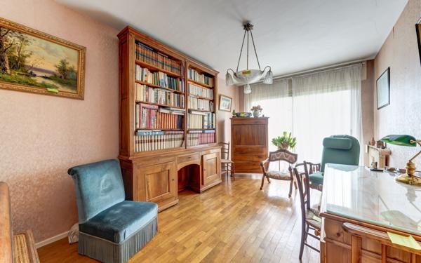 Appartement à vendre    5 pièces • 121 m2 Lyon 8