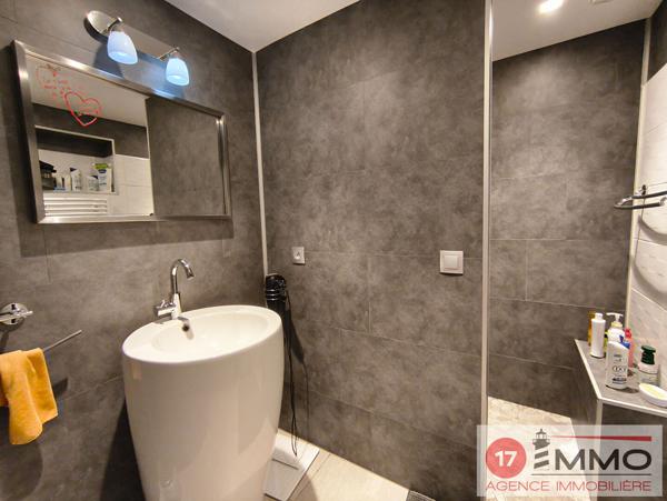 Maison de bourg Atypique – rénovée – Marans