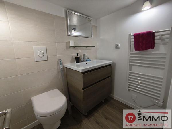 Maison de bourg Atypique – rénovée – Marans