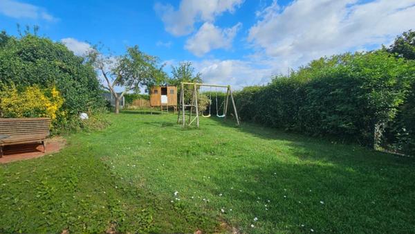 Maison familiale Proche de BAUGE EN ANJOU (49)