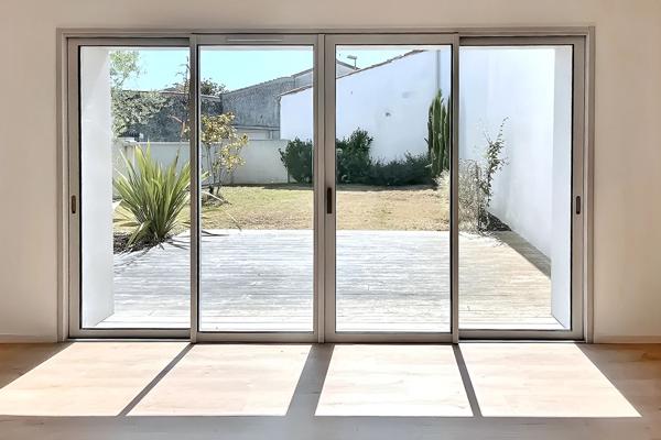 Maison 6 pièce(s) 183 m2, Sainte soulle 17220