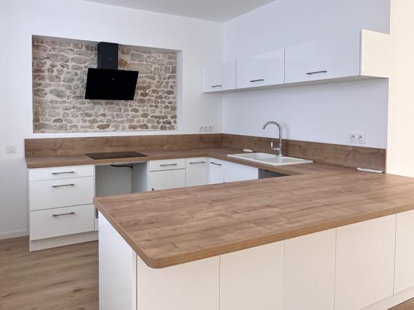 Maison 6 pièce(s) 183 m2, Sainte soulle 17220