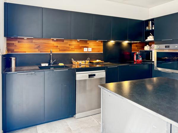 Lavilledieu (07170) Villa Récente Plain-pied avec Terrasse, Garage et Jardin à deux pas des Commodités…