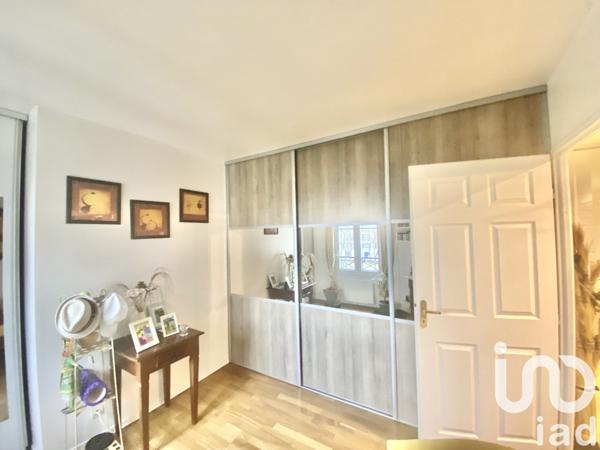 Appartement 3 pièces de 63 m² à Thiais (94320)