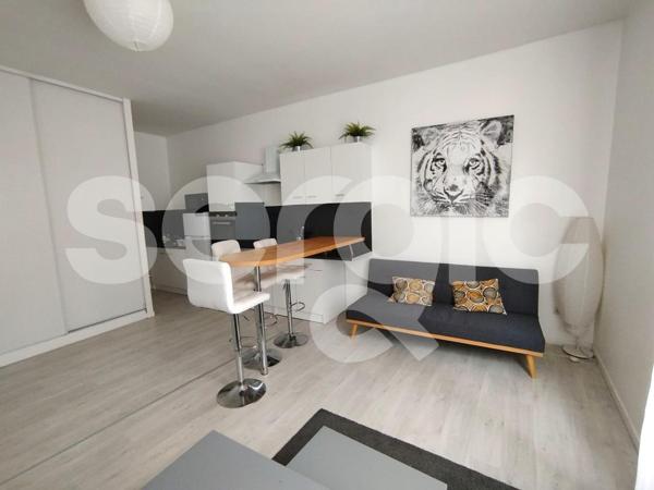 Location 2 Pieces 45 80000 Amiens 25 1691 01 0008