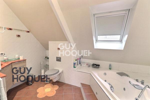 Maison de Standing sur les hauteurs de Bernay // Menneval