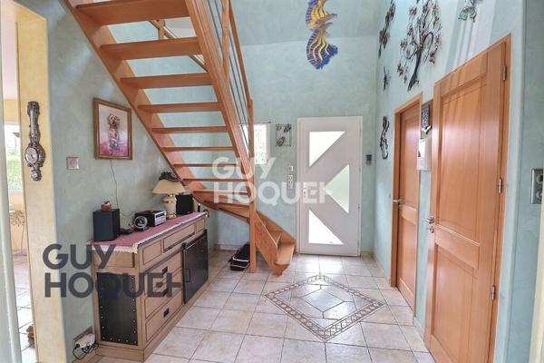 Maison de Standing sur les hauteurs de Bernay // Menneval