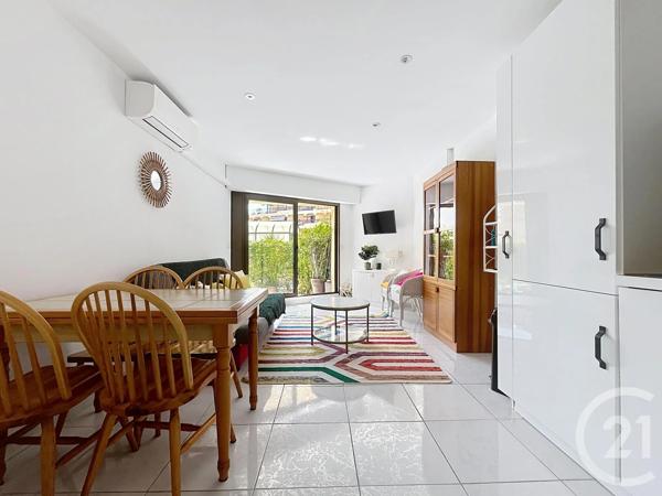 Appartement T2 à vendre  2 pièces - 38,86 m 2   FREJUS  - 83