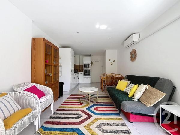 Appartement T2 à vendre  2 pièces - 38,86 m 2   FREJUS  - 83