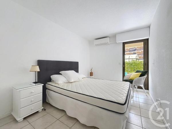 Appartement T2 à vendre  2 pièces - 38,86 m 2   FREJUS  - 83