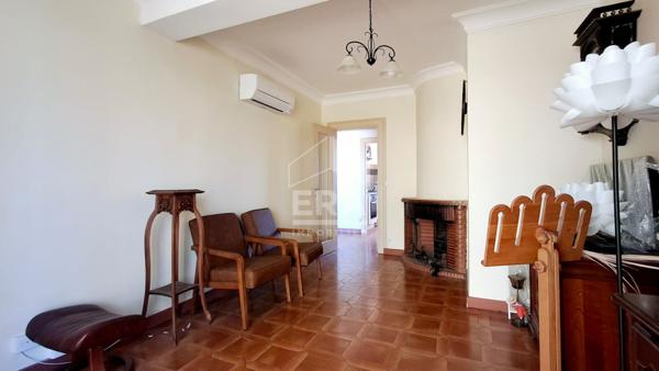 Maison 94 m² avec véranda, jardin et garages à vendre à Perpignan