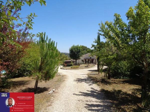 Splendide propriété de campagne, 2 maisons, 206 m² habitables au total, terrain de  7142 m², piscine.