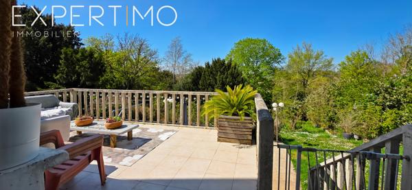 Méréville (91660) Maison d'architecte atypique à vendre à Méréville (91660) – 5 pièces – 122 m² habitables – Terrain de 1 699 m²