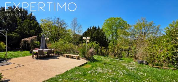 Méréville (91660) Maison d'architecte atypique à vendre à Méréville (91660) – 5 pièces – 122 m² habitables – Terrain de 1 699 m²