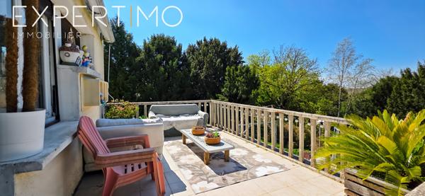 Méréville (91660) Maison d'architecte atypique à vendre à Méréville (91660) – 5 pièces – 122 m² habitables – Terrain de 1 699 m²