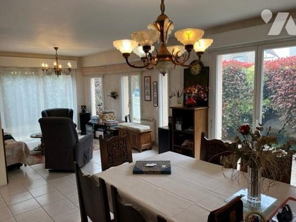 Maison de 1999 avec 2 chambres au RDC 